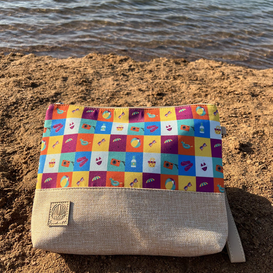 Coastal Clicks Clutch