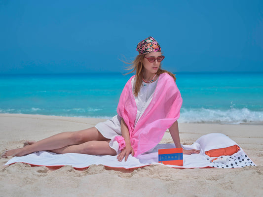 Coral dots Pillow Bag