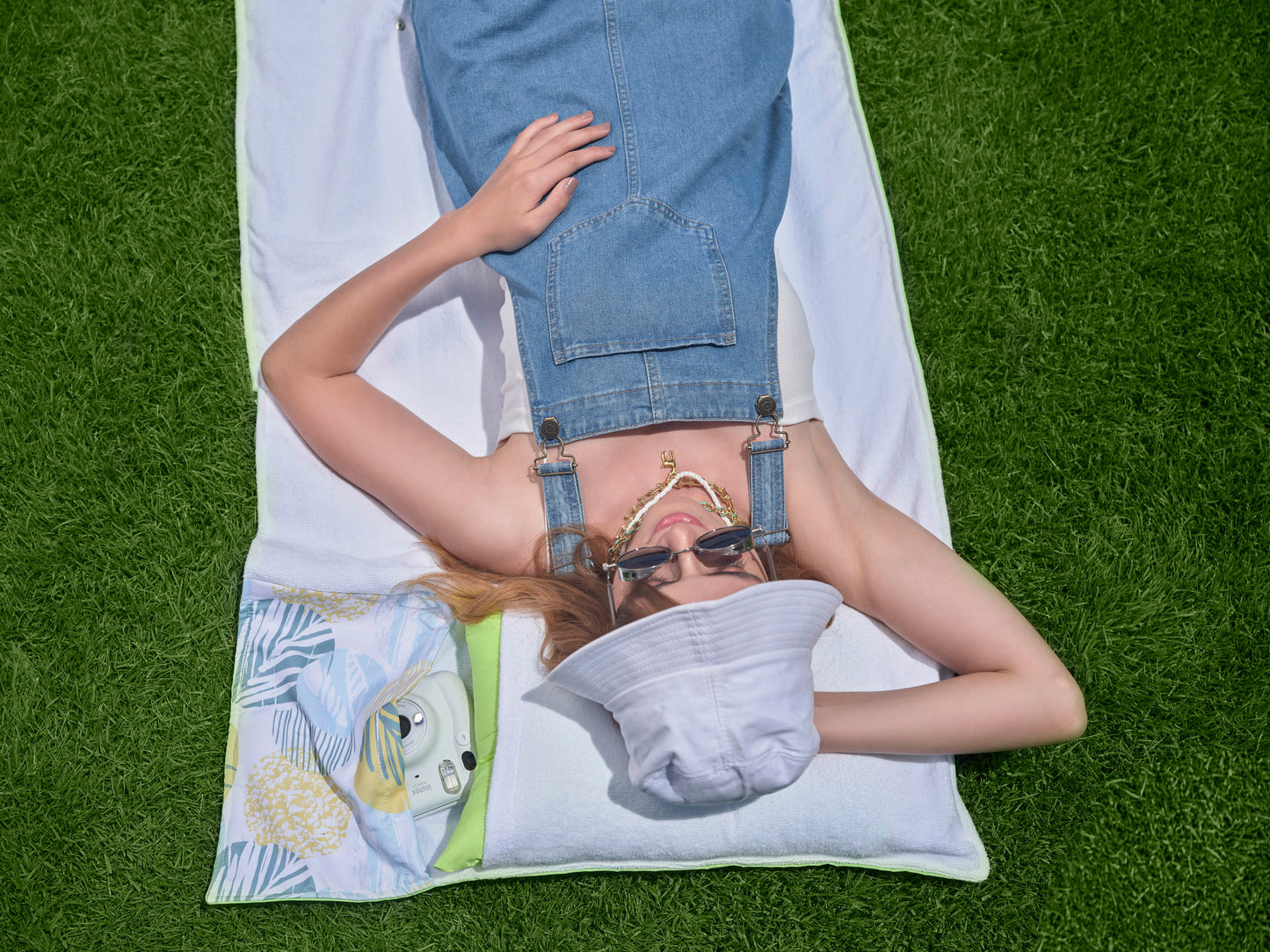 Lime sensation Pillow Bag